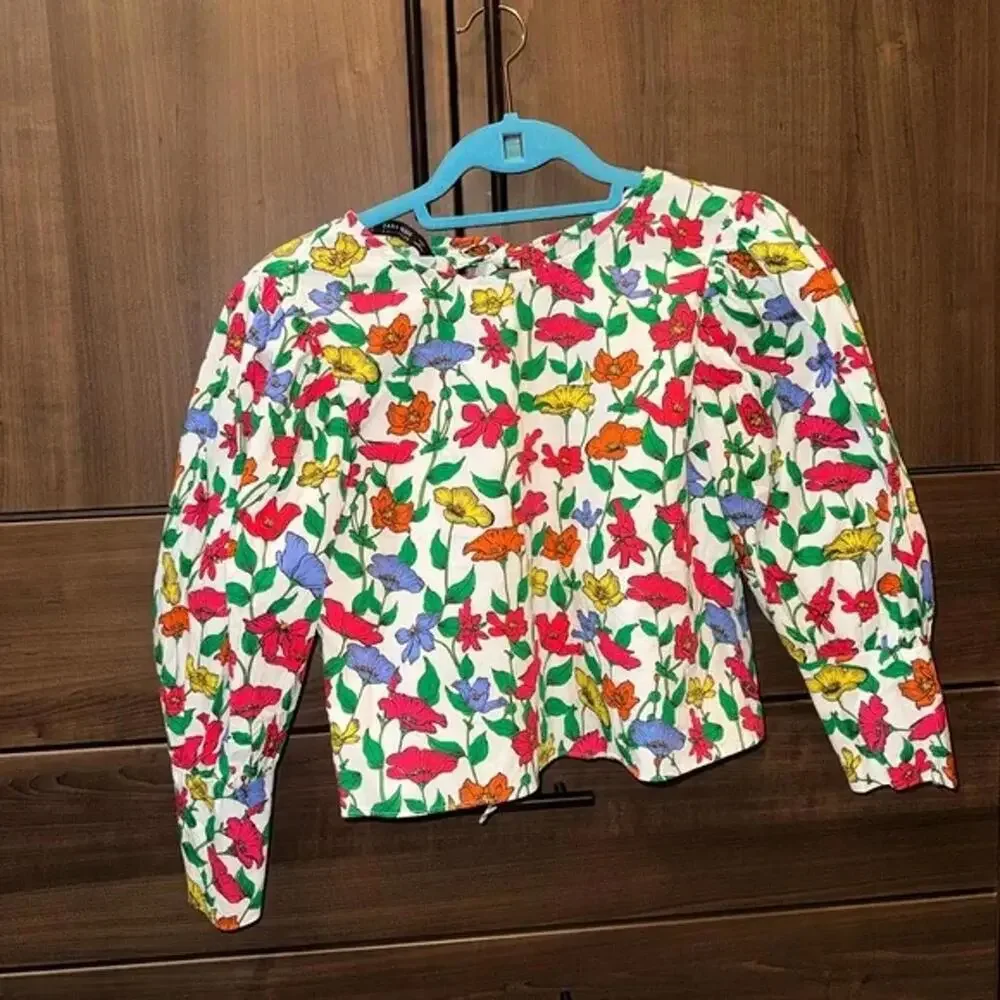 Floral Tie-Front Puff Sleeve Top in White
